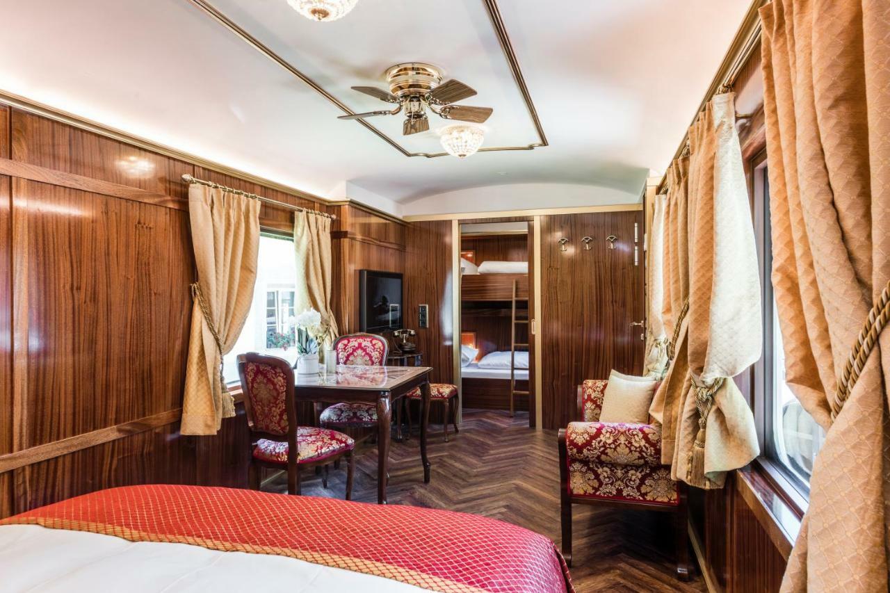 Luxury Lodge - Lener Express Campo di Trens Bagian luar foto