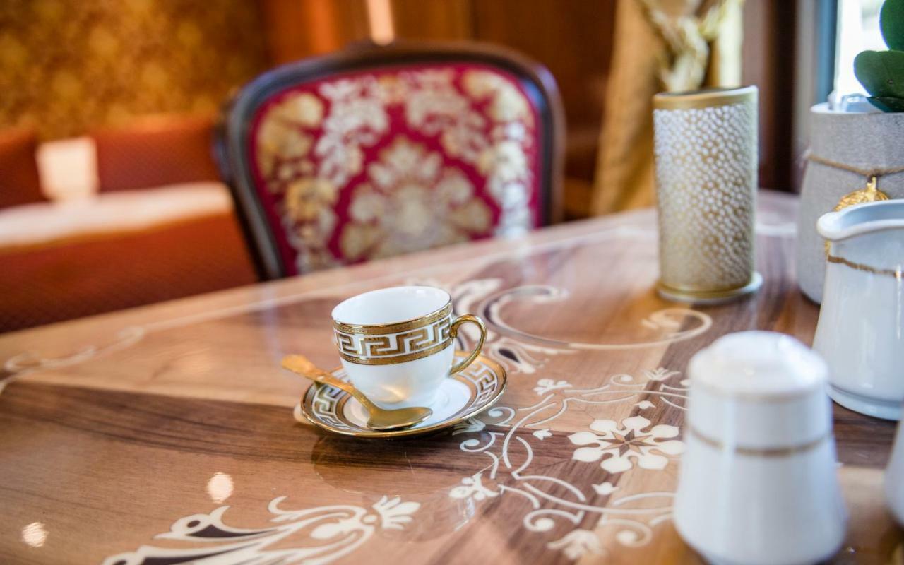 Luxury Lodge - Lener Express Campo di Trens Bagian luar foto