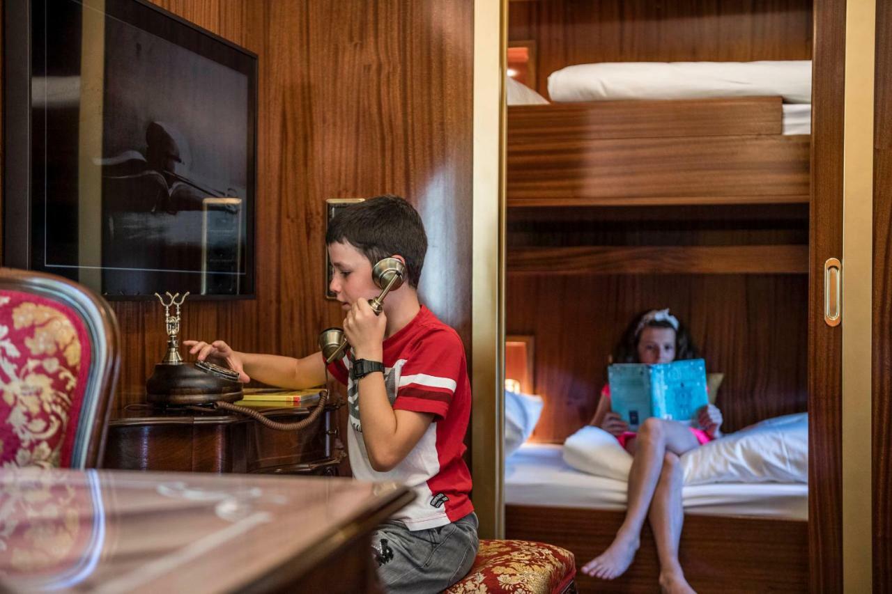 Luxury Lodge - Lener Express Campo di Trens Bagian luar foto