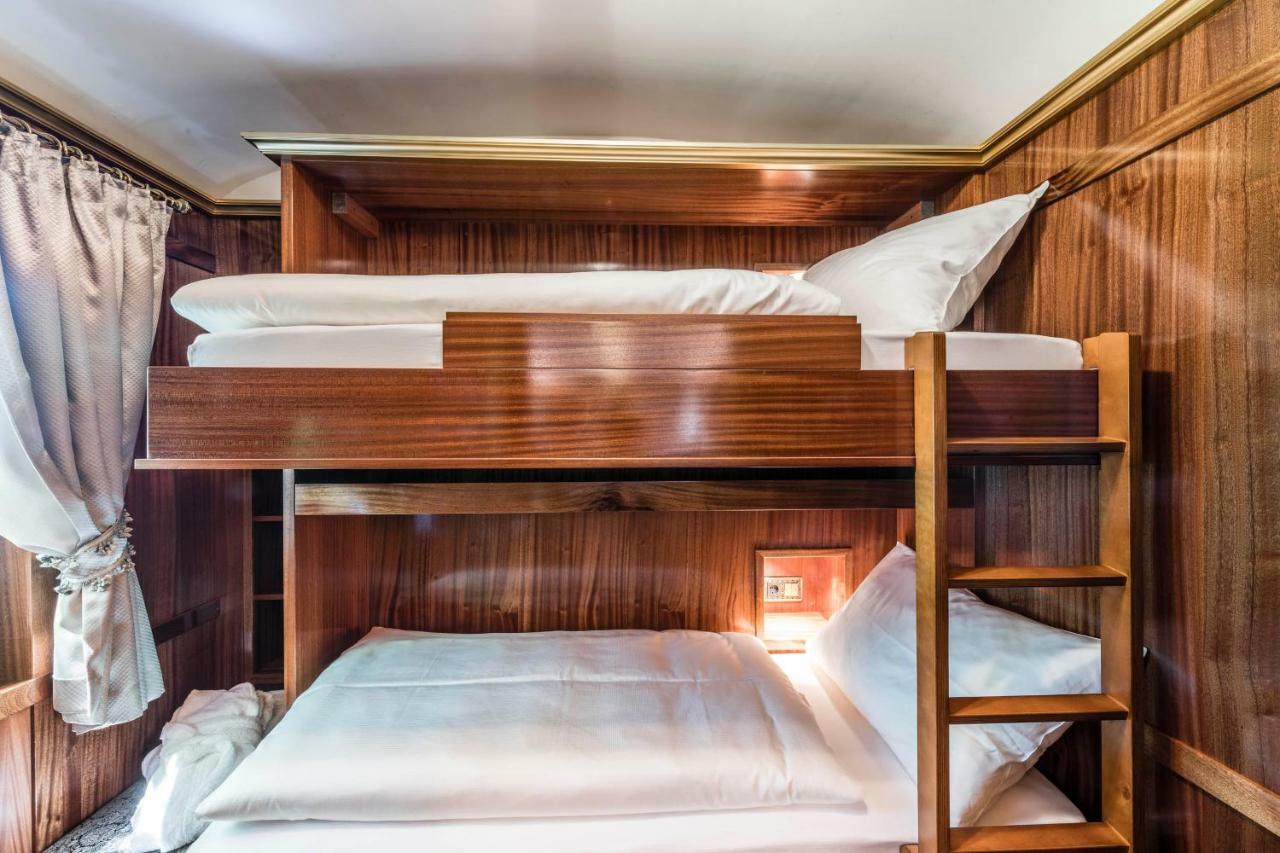 Luxury Lodge - Lener Express Campo di Trens Bagian luar foto